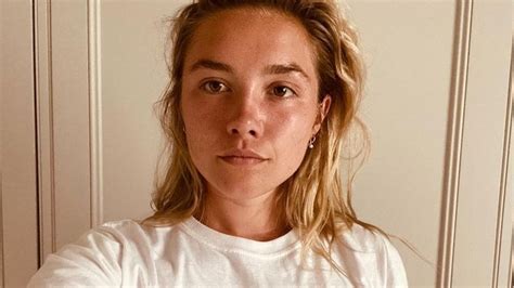 florence pugh no makeup|florence pugh tights.